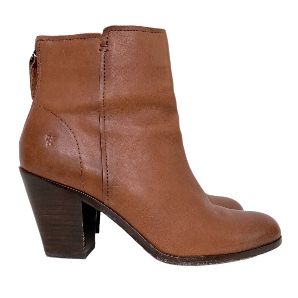 Frye Cameron Bootie Cognac Stacked Heel 9